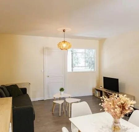 Oasis Tropicale - Appartement Cosy Et Calme A 10 Min De La Gare De Roanne Appartamento Roanne
